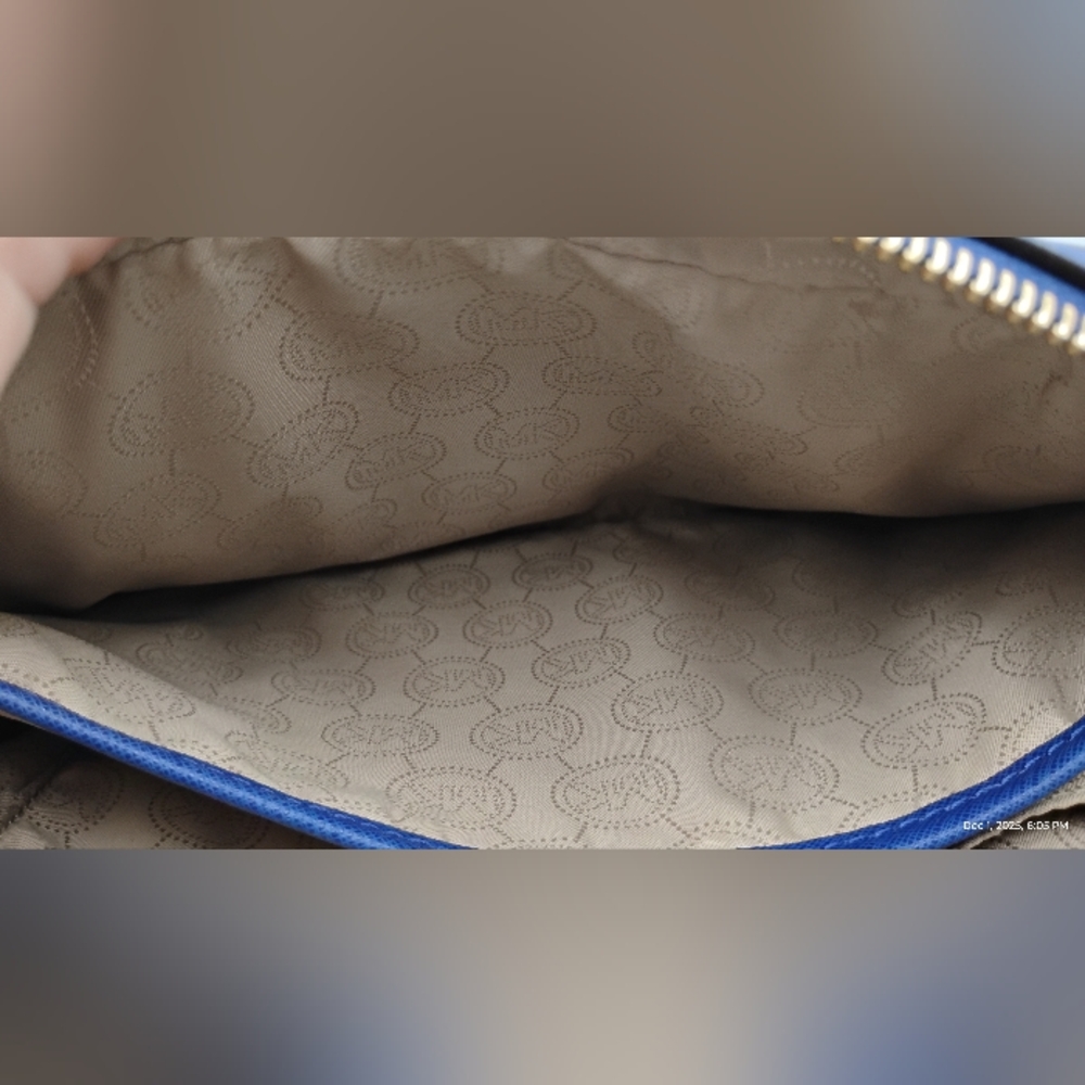 MK Blue Crossbody Bag with Gold Accents As Part Of The Strap Very Stunning Bag - Picture 4 of 5